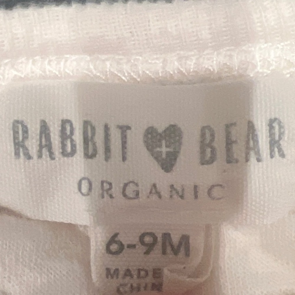 Rabbit +‎ Bear Organic Baby Sleepsuit Footed Pajamas 6-9 Months Floral Quilted - Picture 3 of 3